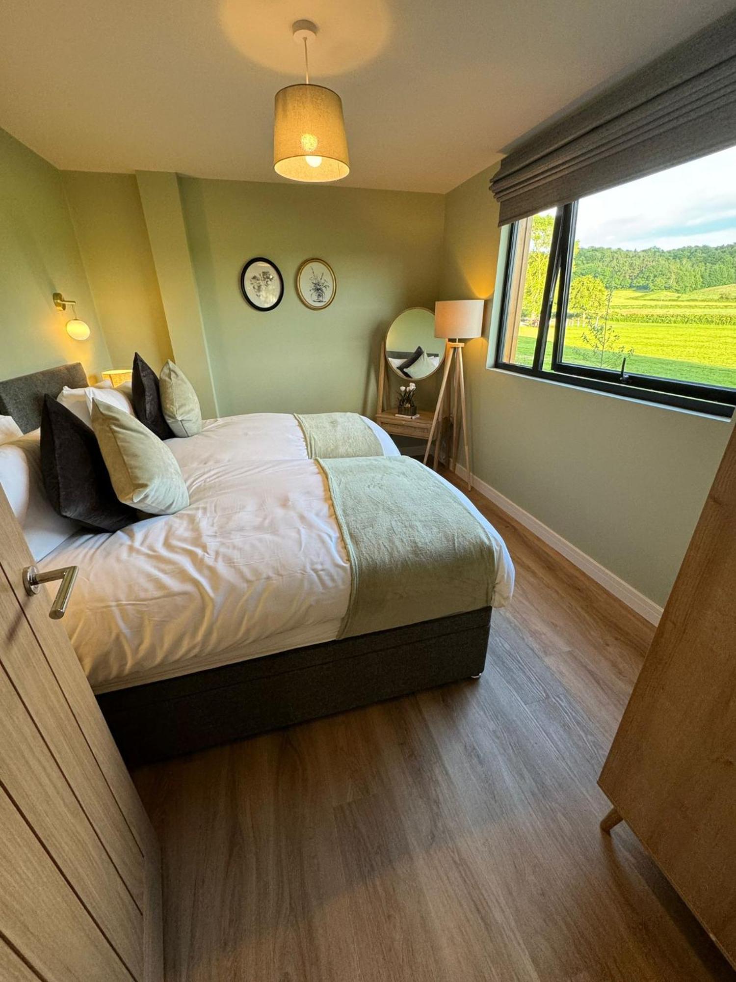 Villa Unbox At Poplar Tree Durham Exterior foto